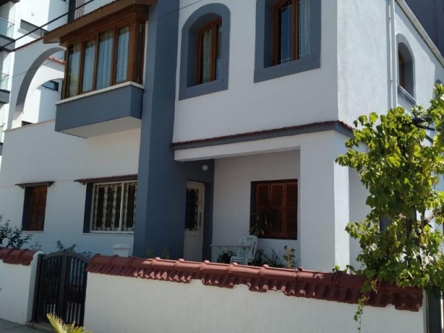 Flat For Rent in Gönyeli(2 minutes walk to main road)