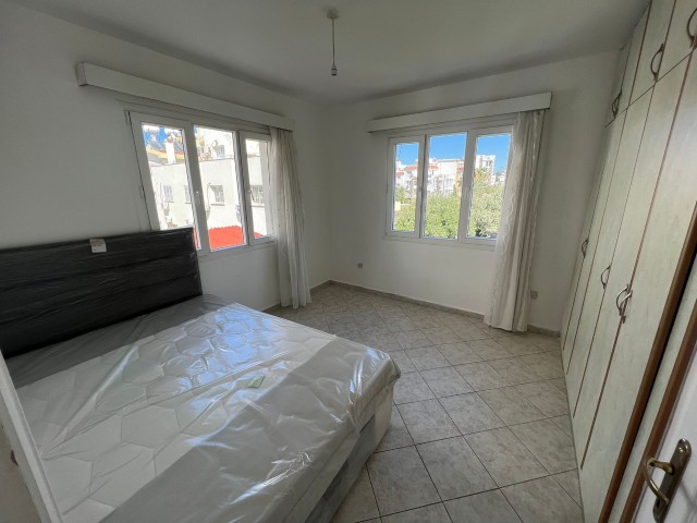 3+1 Flat for Rent in Girne, Behind Nusmarket   (١+٣ للايجار خلف نوسماركيت)