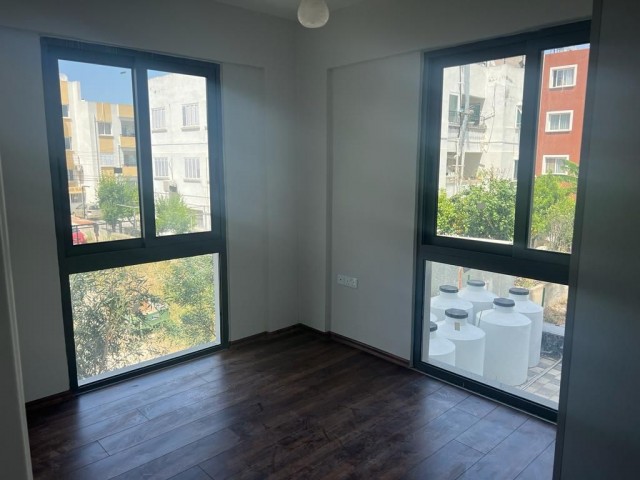 3+1 FLAT FOR SALE IN NICOSIA YENISEHIR REGION  ( للبيع شقة صفر ٣+١ في لفكوشا ينيشهير)