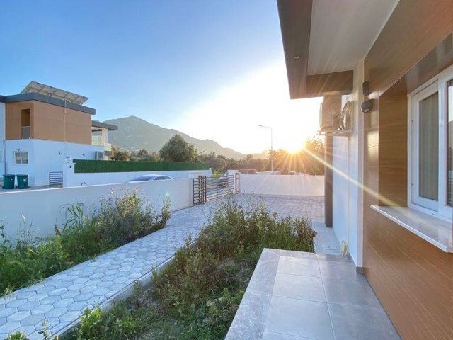 SUPER LUXURY NEW 4BEDROOM VILLA IN CATALKOY 5MINUTES DRIVE TO THE MAIN ROAD 