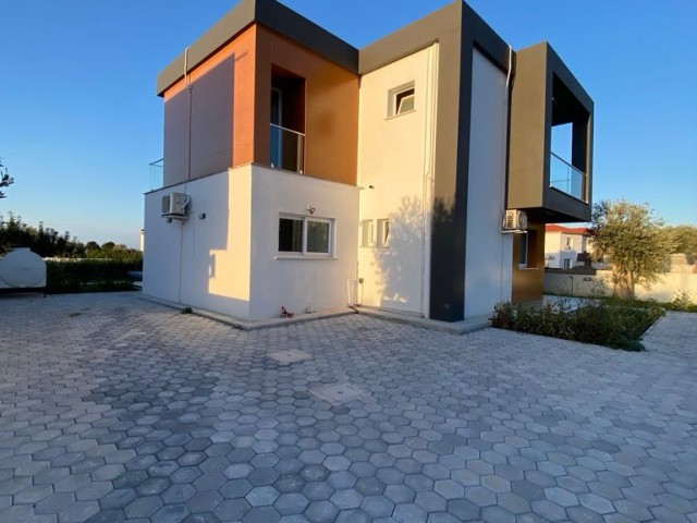 SUPER LUXURY NEW 4BEDROOM VILLA IN CATALKOY 5MINUTES DRIVE TO THE MAIN ROAD 