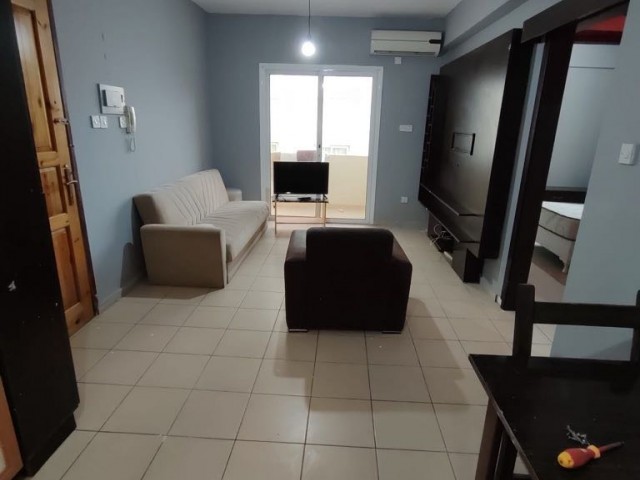 CLEAN, SUITABLE 2+1 AIR CONDITIONED FLAT FOR RENT AROUND KÜÇÜK KILER MARKET