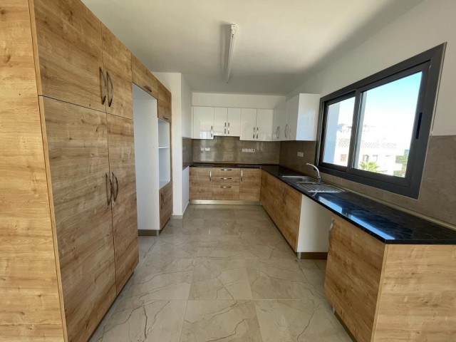 2 + 1 Spacious Apartments for Sale in Kyrenia Karakum ** 