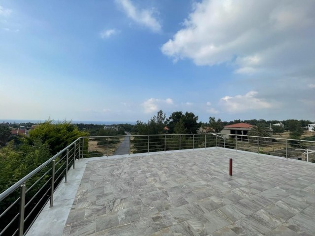 5 + 1 Enormous Villa for Sale in Kyrenia Çatalköy ** 