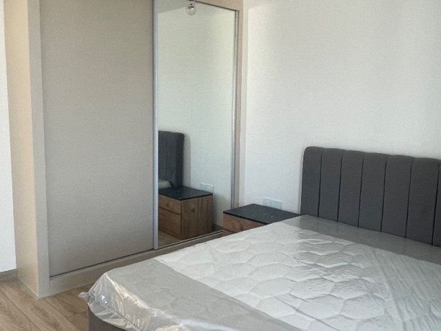 Girne Karmi de Satılık 4+1 Ebeveyn Banyolu Özel Havuzlu Modern Villa