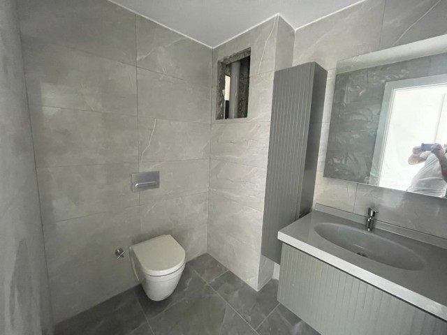 آپارتمان 3+1 برای فروش در Girne Bellapais با منظره دریا عالی، ژنراتور، پارکینگ، حمام والدین