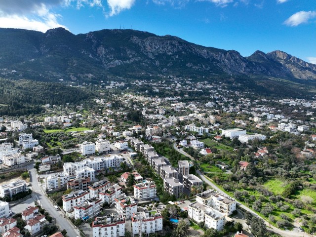 Girne Lapta da Havuzlu Site İçerisinde,Güvenlikli,Esnek Ödeme Planlı Projeden Satılık Fırsat 2+1 Daireler