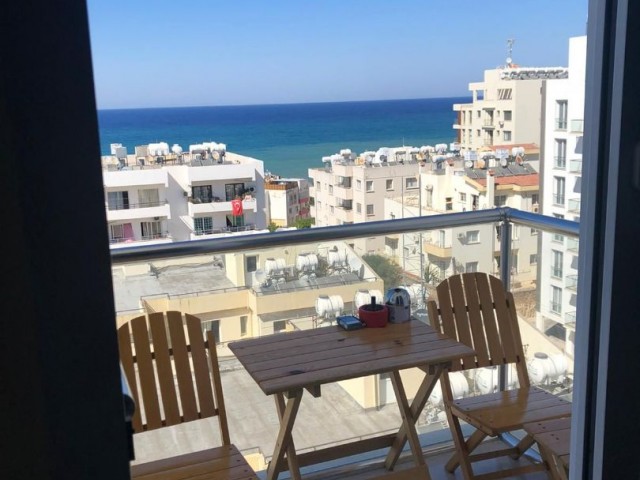 Квартира 2+1 на продажу в центре Кирении с панорамным видом на море