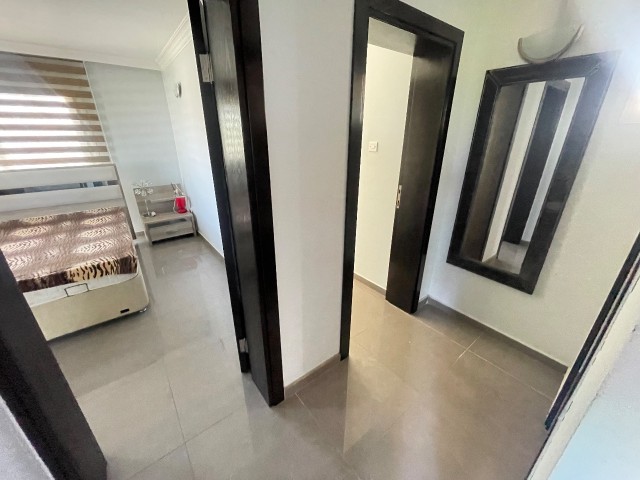 آپارتمان 3+1 برای اجاره در Karaoğlanoğlu، گیرنه، کاملا مبله، با شومینه، تراس بزرگ، فاصله پیاده روی تا هتل مریت پارک