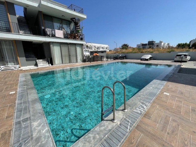 Fully furnished 1+1 flat for rent in a boutique site with pool in Alsancak, Kyrenia