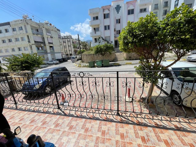 3+1 Opportunity Flat for Sale with Sea View in Kyrenia Central Kashgar Region