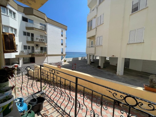 3+1 Opportunity Flat for Sale with Sea View in Kyrenia Central Kashgar Region