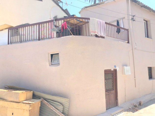 Detached House For Sale in Lefkoşa Surlariçi, Nicosia