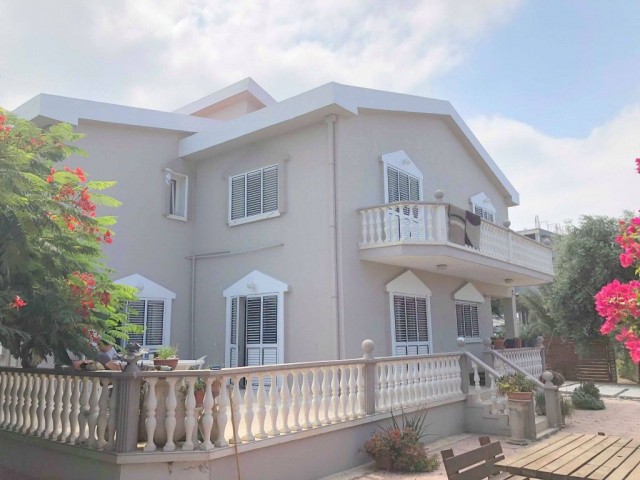 Detached House For Sale in Çatalköy, Kyrenia