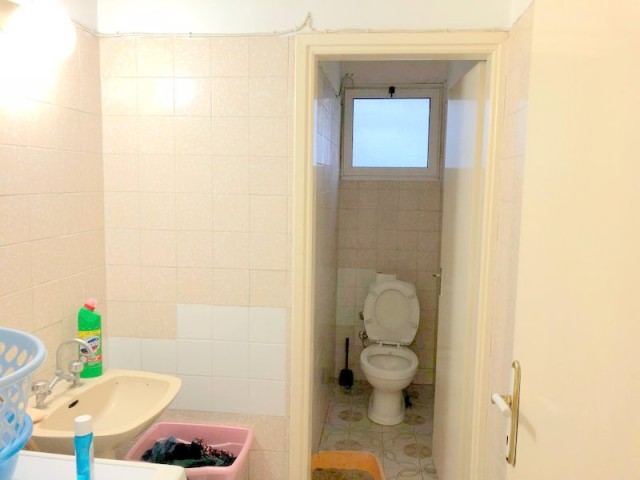 Flat For Sale in Türk Mahallesi, Kyrenia