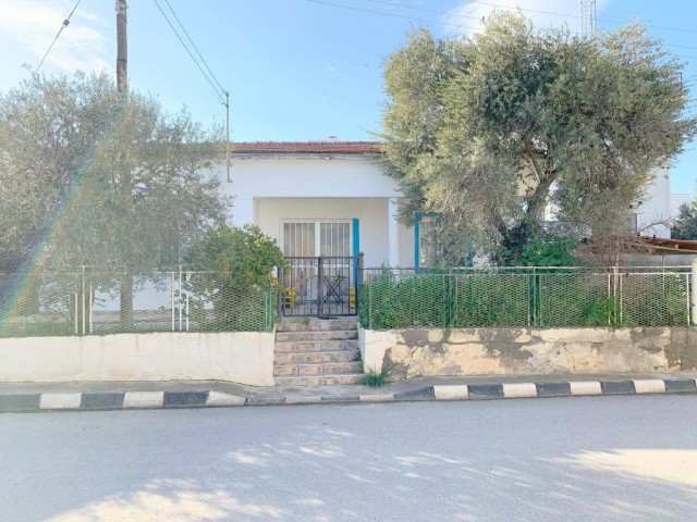 Detached House For Sale in Alayköy, Nicosia