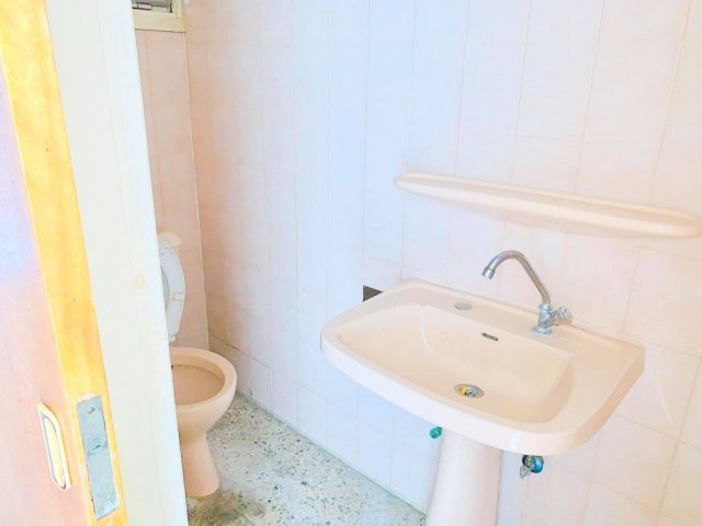 Flat For Sale in Yenişehir, Nicosia