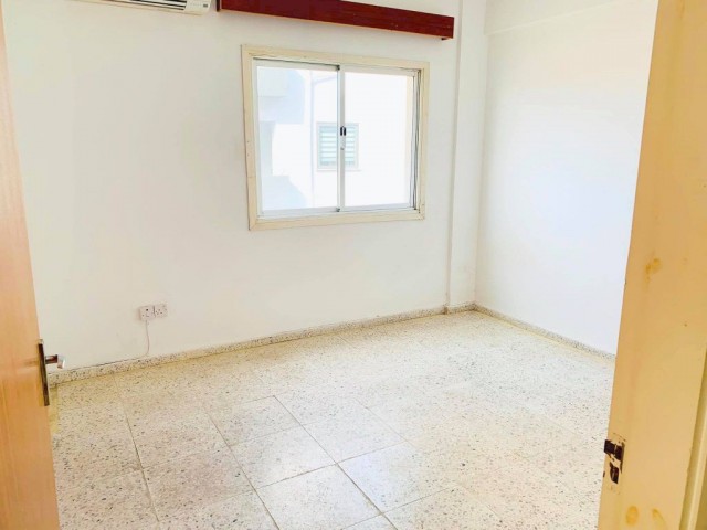 Flat For Sale in Yenişehir, Nicosia