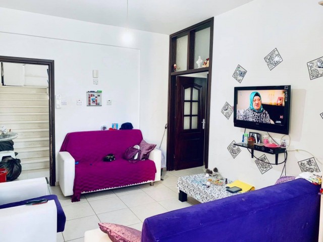 Flat For Sale in Küçük Kaymaklı, Nicosia