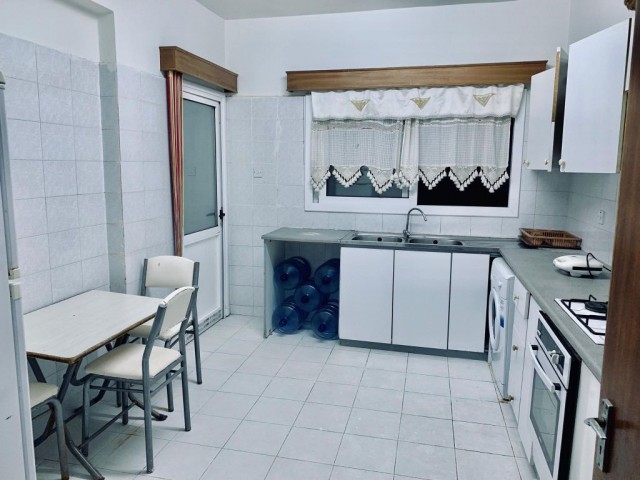 Flat To Rent in Ortaköy, Nicosia