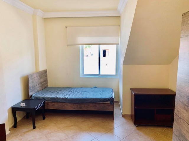 Detached House For Sale in Küçük Kaymaklı, Nicosia