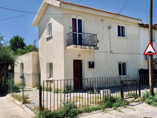 Detached House For Sale in Küçük Kaymaklı, Nicosia