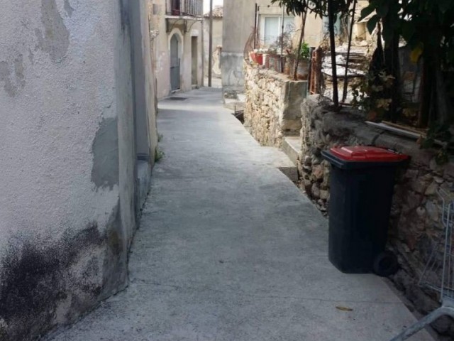 Einfamilienhaus Kaufen in Değirmenlik, Nikosia