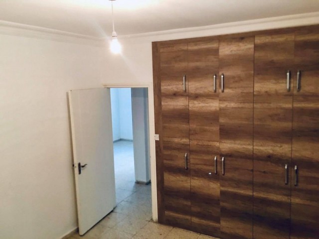 Flat To Rent in Küçük Kaymaklı, Nicosia