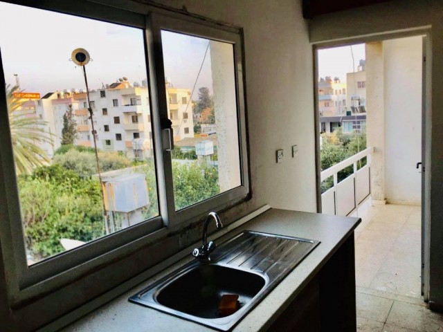 Flat To Rent in Küçük Kaymaklı, Nicosia