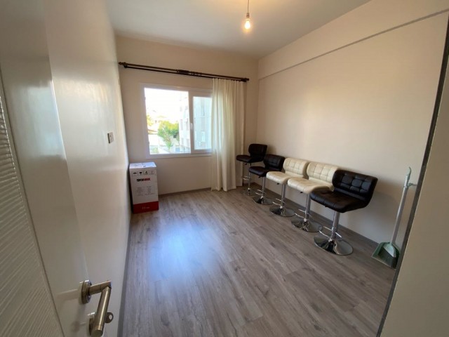 Flat For Sale in Küçük Kaymaklı, Nicosia