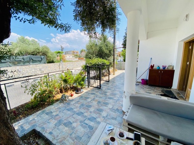 Detached House For Sale in Alayköy, Nicosia