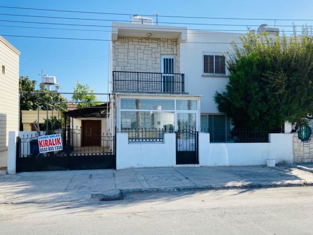 Detached House To Rent in Taşkınköy, Nicosia