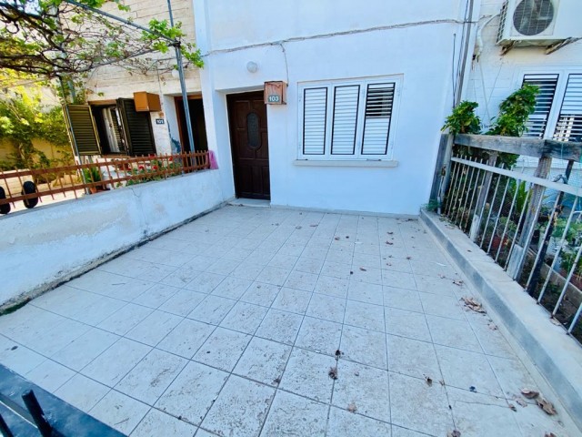 Detached House To Rent in Göçmenköy, Nicosia