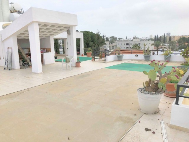 Penthouse For Sale in Köşklüçiftlik, Nicosia