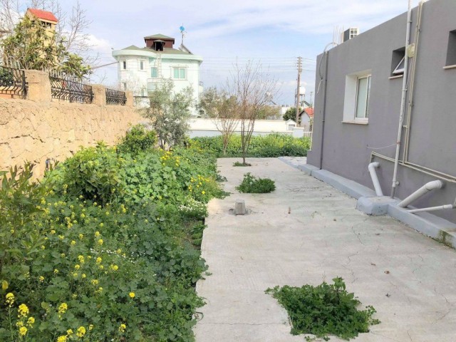 Detached House For Sale in Dikmen, Kyrenia