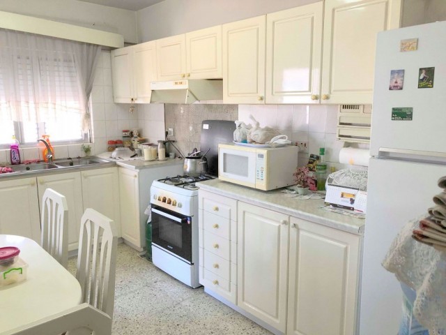 ORTAKÖYDE SATILIK DAİRE 