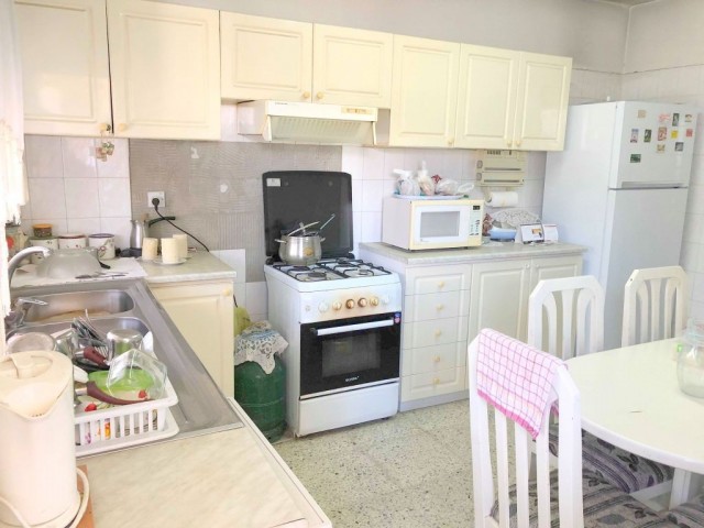 ORTAKÖYDE SATILIK DAİRE 