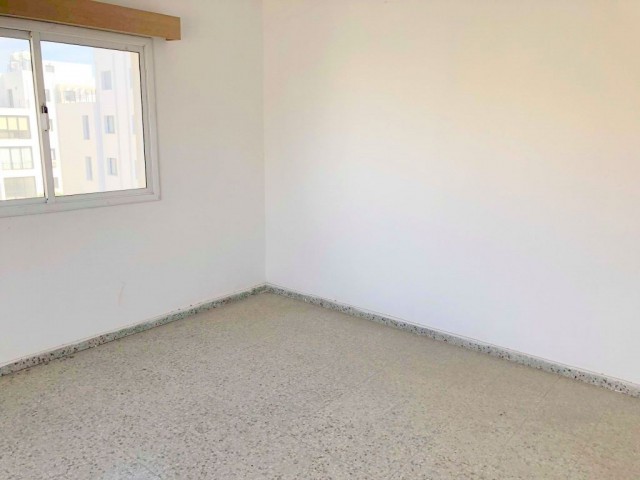 Flat For Sale in Küçük Kaymaklı, Nicosia