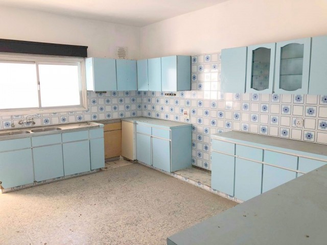 KÜÇÜK KAYMAKLIDA SATILIK DAİRE 