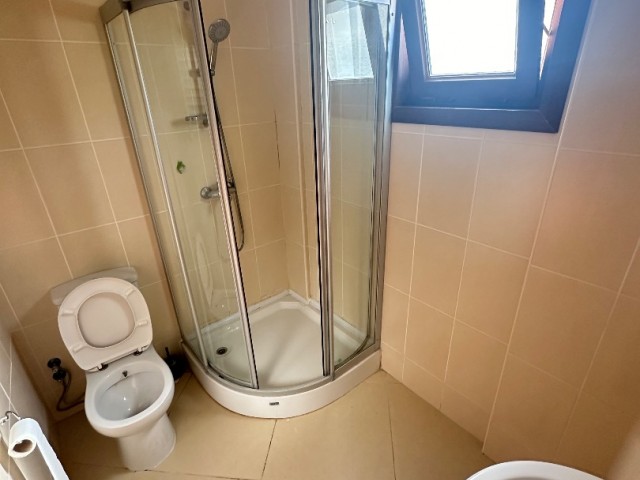 Girne Edremit’te satılık 4+2 havuzlu villa 