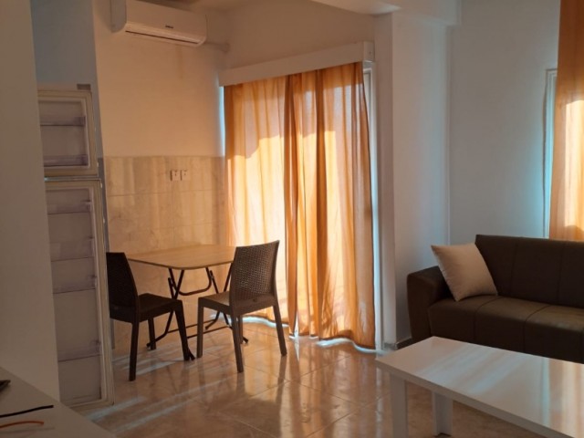 Newly furnished luxury 2+1 flat in the center of Gönyeli