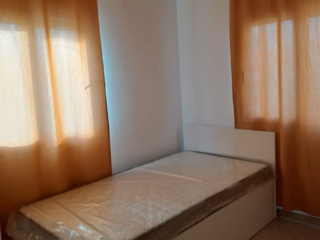 Newly furnished luxury 2+1 flat in the center of Gönyeli