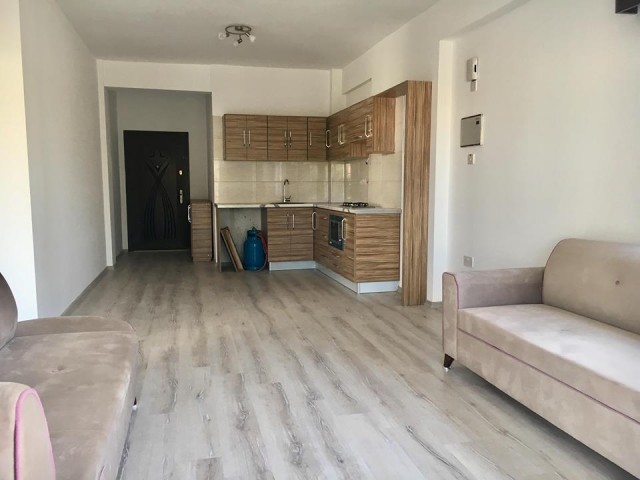 MAĞUSA ŞEHİR MERKEZİNDE SATILIK 2+1 DAİRE 