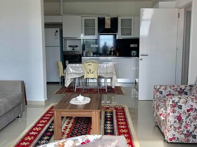 YENİBOĞAZİÇİNDE SATILIK FULL EŞYALI 2+1 LÜKS DAİRE 