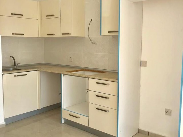 2+1 NULL LUXUS-WOHNUNG ZUM VERKAUF IM ZENTRUM VON FAMAGUSTA ** 