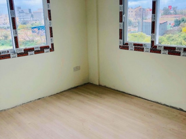 MAĞUSA'DA SATILIK 2+1 SIFIR DAİRE 