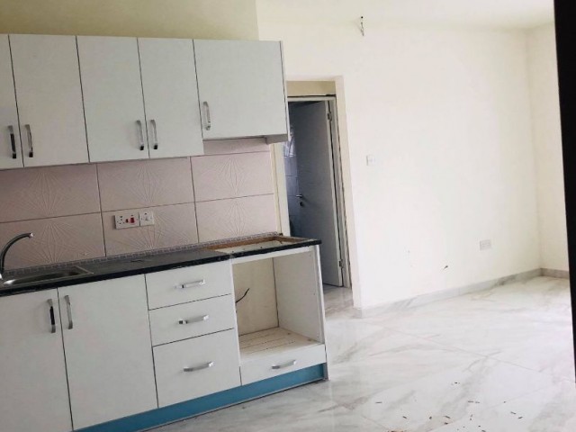 MAĞUSA'DA SATILIK 2+1 SIFIR DAİRE 