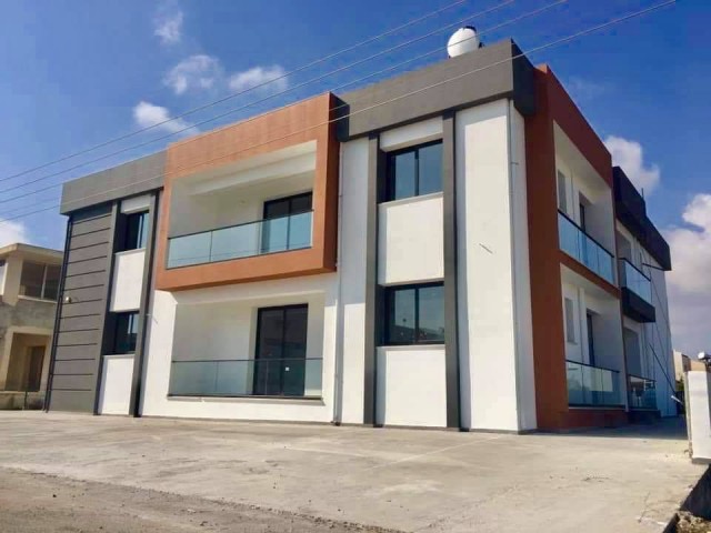 TUZLA'DA SATILIK 2+1 ZEMİN KAT DAİRE 