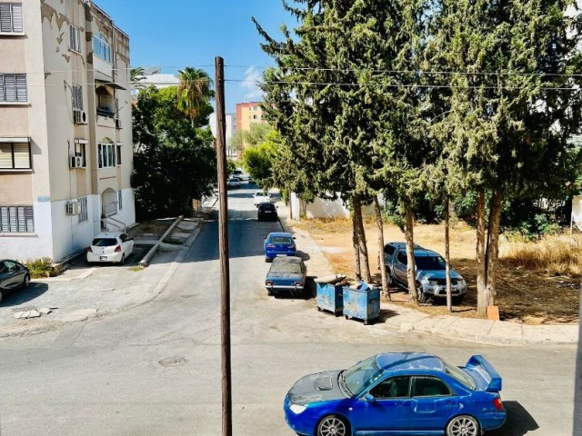 3+1 WOHNUNG ZUM VERKAUF IM STADTZENTRUM VON FAMAGUSTA ** 