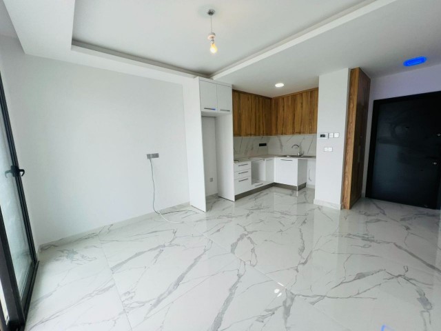 1+1 ZERO LUXURIOUS FLAT FOR SALE IN İSKELE LONG BEACH WALKING DISTANCE TO THE SEA